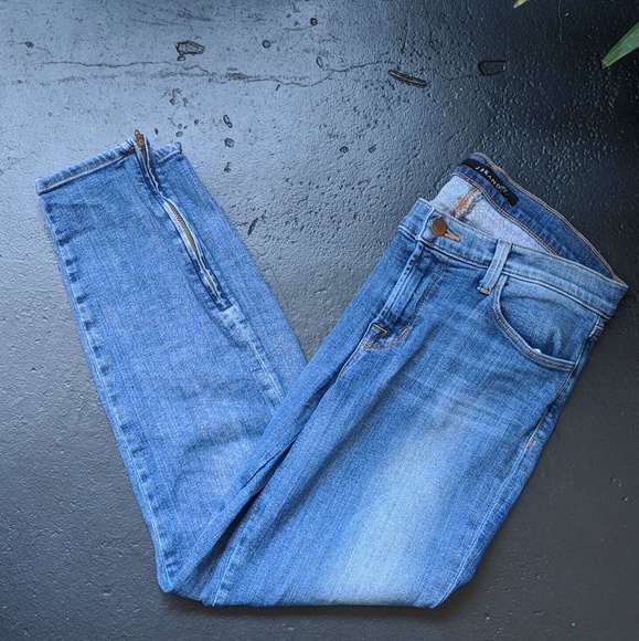 J Brand 835 Midrise Zip Capri Jeans in Tone - Picture 4 of 8